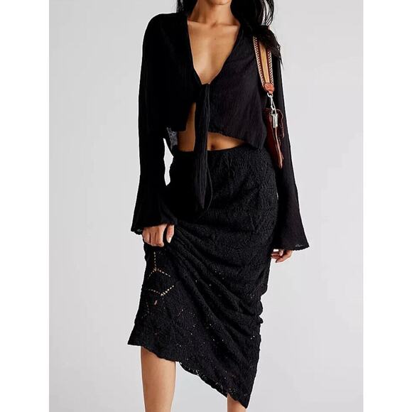 Free People Dresses & Skirts - FREE PEOPLE Tavi Crochet Maxi Skirt Black 100% Cotton Boho Festival Beachy XS